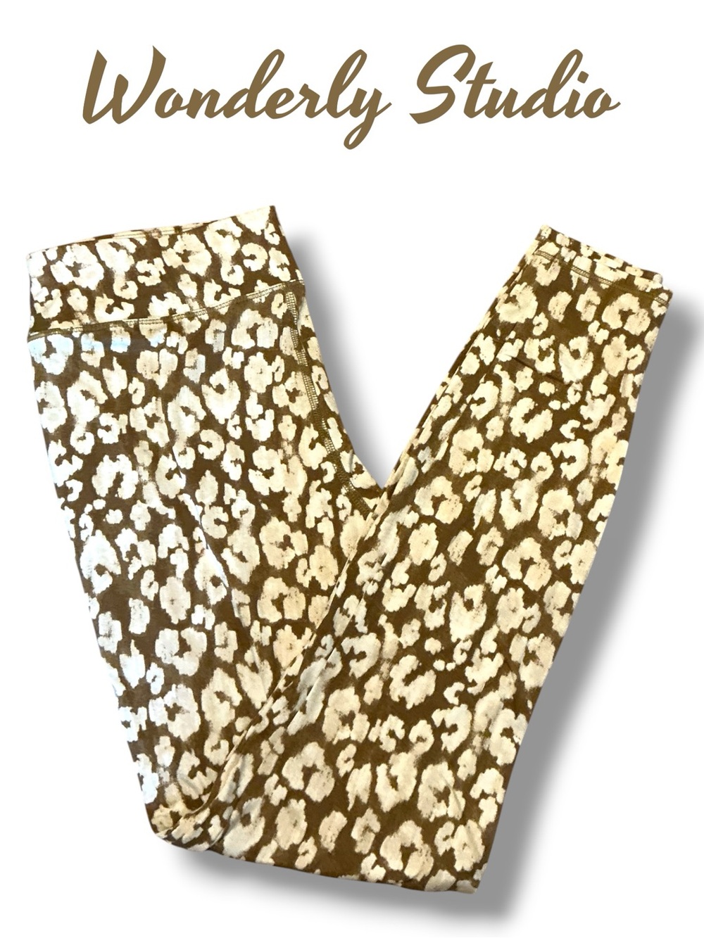 🌺Wonderly Studio Brown & Cream Leopard Print Leggings